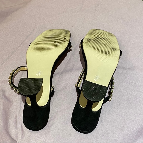 Fashion Shoe - Picture 3 of 4